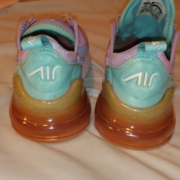 Girls Nike Air max 270 - Picture 3 of 12